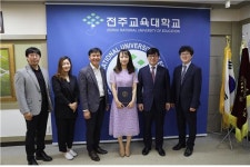 스승의 날 맞이 교원 공로 표창 잇따라