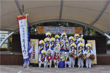 익산문화원 주최 서동풍물경연대회, 영등1동 농악단 대상 수상 기쁨