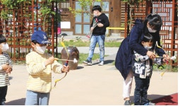 (사)풍남문화법인전주전통문화관 | 전주공예품전시관, 가정의달 '전통놀이왕' 선정·상품 전달