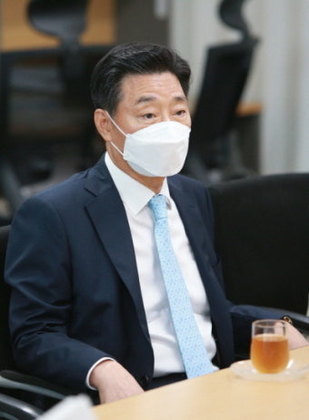 신원식 전북도 정무부지사 퇴임··· 
