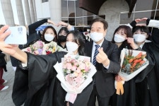 우석대학교 2021년도 후기 학위수여...413명 졸업생 배출