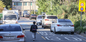 [전북]어린이 보호구역 불법주정차 전면금지 1년...단속은 꾸준 주민은 난감