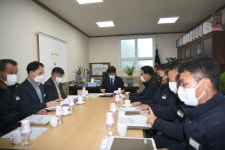 최훈식 장수군수, 장수한우지방공사 및 TMR 사료공장 현장 방문