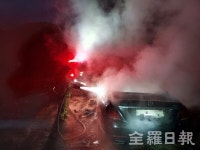 [전북] 정읍 벤츠 차량에서 불...2900여만 원 재산 피해