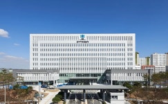 대낮 부부 덮쳐 아내 사망, 만취 운전자 구속기소