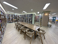 [전북]전북 미래형 학교도서관… 발자국 찍어보고, 손자국 남겨보자