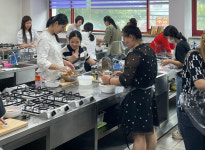 익산시자원봉사센터, 가족봉사단과 함께 요리프로그램 실시