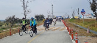 익산시 만경강 달리는 자전거