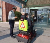 임실경찰서,  전동휠체어 교통사고 예방 활동 전개