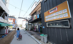 전주 서부시장 청년몰 존폐위기
