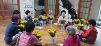 삼계면, 어르신 위한 찾아가는 건강교실 운영…꽃과 함께한 치매 예방 활동 호응