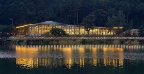 전주 아중호수도서관, 대한민국 도시재생·친환경 건축 주목