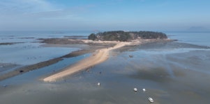 하섬 들어가면 생명부터 지켜라