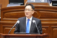 최용철 전주시의원 창고형 약국 무분별 확산 대응해야