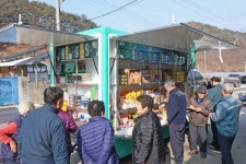 임실군 가가호호 이동장터…오지마을 누비는 생활복지 플랫폼