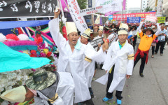 화훼농가 청탁금지법 수정하라 목청 높이다