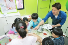 스타 셰프와 함께 달리는 쿠킹스쿨…학교 직접 방문해 요리실습