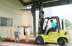 남아도는 구곡 정부 대책은…구곡 담보 대출 유력, 시장 격리 고심