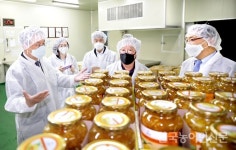 이재욱 차관, 유자차 수출 기업 현장 방문