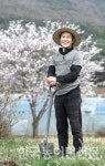[농, 다시 봄] 소농이 지구를 구한다…씨앗과 마을 공유지를 허하라