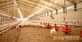 천하제일사료·하림…축산업계도 ESG 경영 나선다