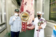 무안 박성순 씨 한우능력평가 대통령상