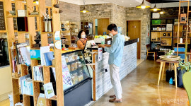 [특별기획/농어촌 지역개발 어디까지 왔나]  천년고찰 불갑사 연계…관광명소로 뜨는 불갑저수지