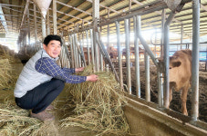 [2023 나눔축산운동] 냄새 등으로 폐 끼쳐…축산업으로 얻은 이익, 환원 마땅