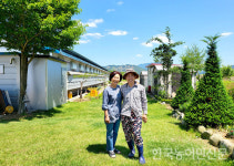 [2023 나눔축산운동] 사육마릿수 줄이니 더 잘 커…사람도, 닭도 행복한 농장 꿈꿔