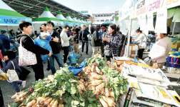 [으뜸농산물 한마당] 30년 이어온 도농 교류의 장···땀 흘린 농업인들 응원
