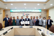 홍천군-홍천축협, 조사료 생산 지원 업무협약 체결···축산농가 부담 완화 기대