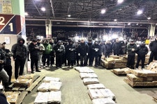 매일 새벽 경매 전 어획물 점검···지속 가능한 수산자원 지탱한다