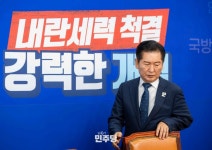 정청래 연임 절대 안 된다, 합당도 반대, 청와대 판단 있었나: 슬로우레터 2월6일.