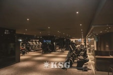 비즈니스와 엔터테인먼트를 동시에