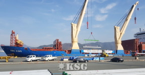 마산가포신항 방글라데시 발전소 건설장비 첫 출하