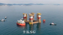 대우조선해양, 경남세관과 민관협업으로 해양플랜트 진수 마쳐