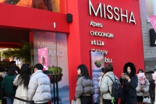 전시회 같은 팝업스토어, 예쁜 쓰레기는 NO