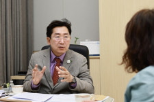 원강수 원주시장이 꿈꾸는 기업 친화적 안전도시