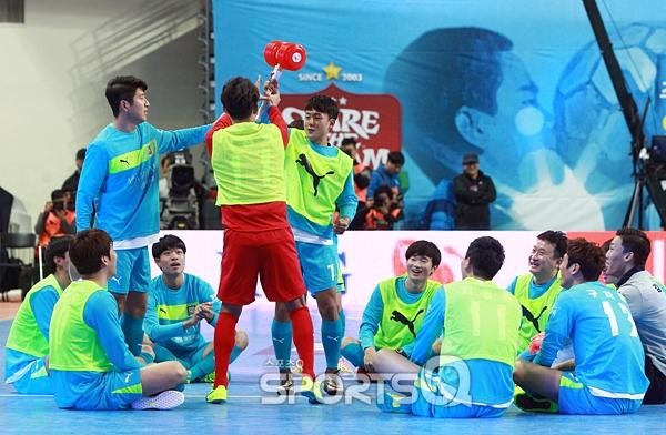 이천수, 박주호를 지지하며 축구계 문제 지적 축구가 장난냐