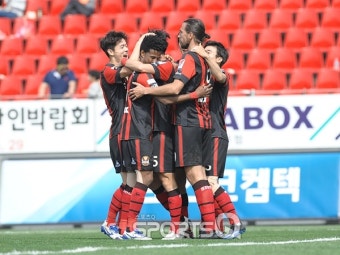 [멀티줌Q] 아드리아노가 'FC서울의 아들'로 사랑받는 이유