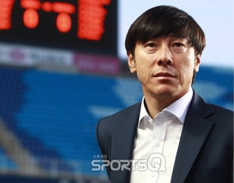 [포토Q] 한국 올림픽대표팀 신태용 감독, '승리의 눈빛'