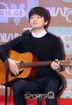 [인물탐구Q] 울어도 돼 히트시킨 딴따라 조복래, 노래·연기 접수