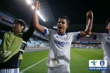 데얀 결승골 FC서울 FA컵 3연속 결승행, 수원삼성과 슈퍼매치로 우승 쟁투