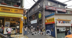 [이두영의 도시탐험]서울 가볼만한 곳의 새 지평 이태원 경리단길(녹사평 경리단길) 맛집·놀거리·카페 등 데이트 장소 즐비해 따봉, 주차는 열악