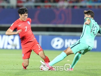 [한국 포르투갈 U20 축구 중계] 세번째 골 허용, 신태용 감독 