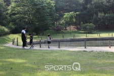 [이두영의 도시탐험] 숲바람에 영혼까지 상쾌한 화성 융릉과 건릉(화성 융건릉),둘레길과 보통리저수지 맛집 등 화성 가볼만한 곳 엄치척!