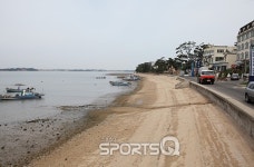 전라남도 가볼만한 곳 무안 톱머리 해수욕장,무안생태갯벌센터· 회산백련지와 1박2일 남도여행 무안 코스로 최적...맛집·펜션도 즐비