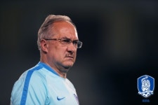 [한국-카타르 2018 월드컵 최종예선 D-1] 이란 러시아행 확정, 슈틸리케호에 선물