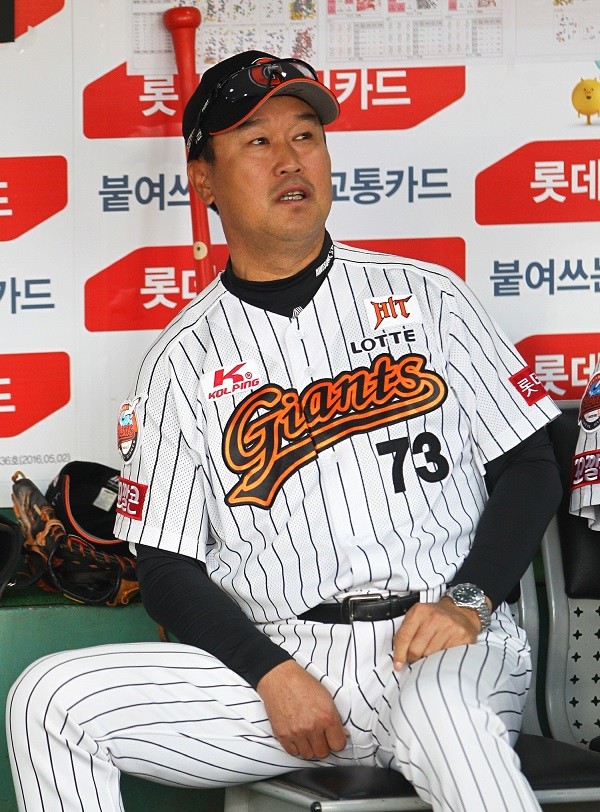 나승엽 선수, 부진 지속에 라인업 밖으로...2군 행의 결정