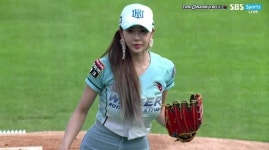 머슬마니아 이연화-배우 표예진, 그라운드 빛낸 미녀들의 시구